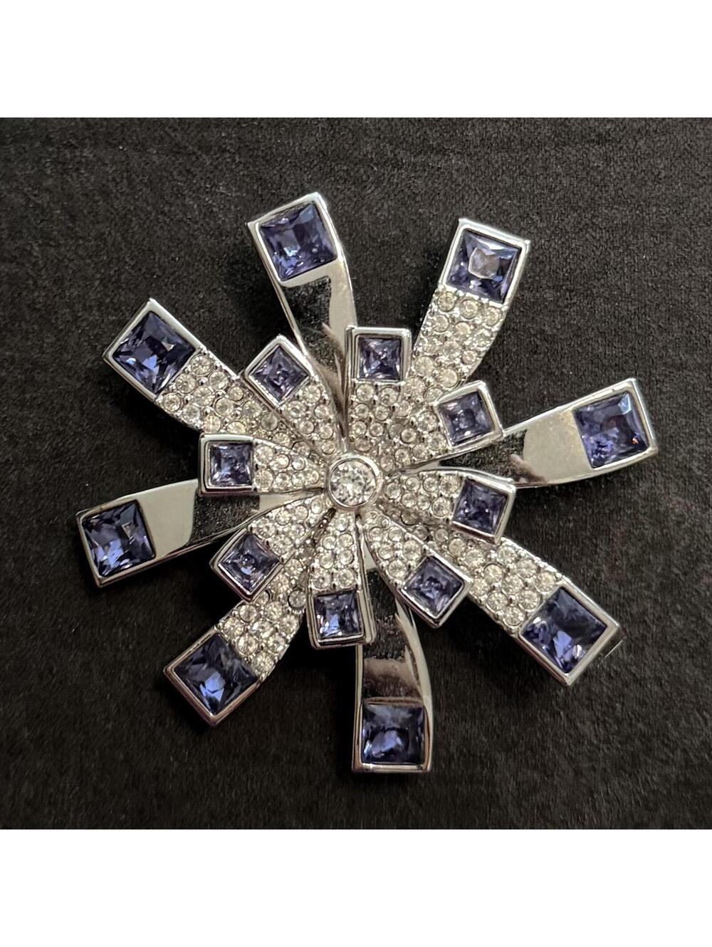 NWOT Vintage Swarovski Starburst Pave Crystal Brooch